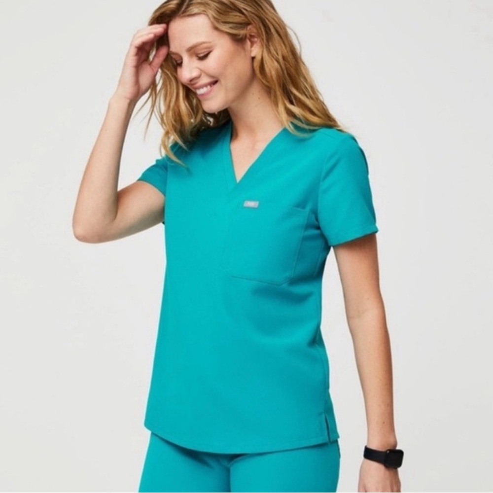 Figs Teal V-Neck Short Sleeve Scrub Top
